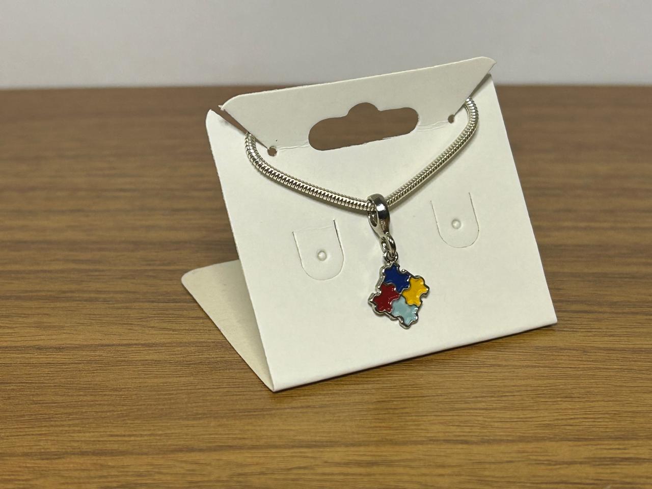 Berloque Quebra-Cabeça Autismo - Apoio à Conscientização e Inclusão